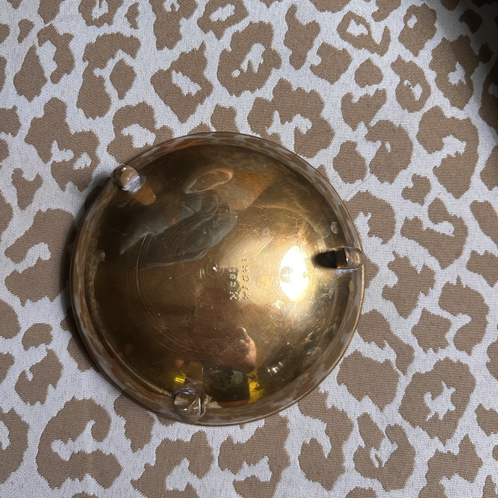Small Engraved Brass Trinket Dish - Picture 2 of 7